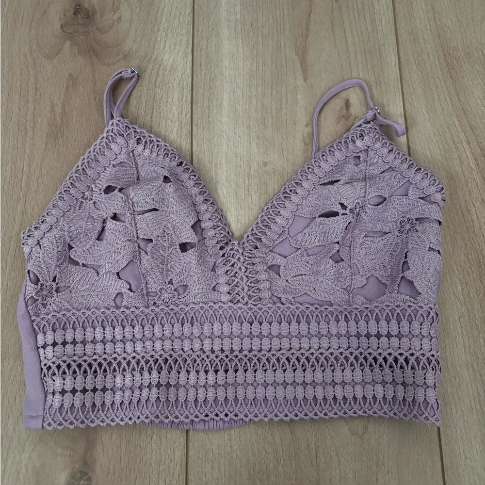 Urban Outfitters Love Tree Lavender Lace Bralette in Small